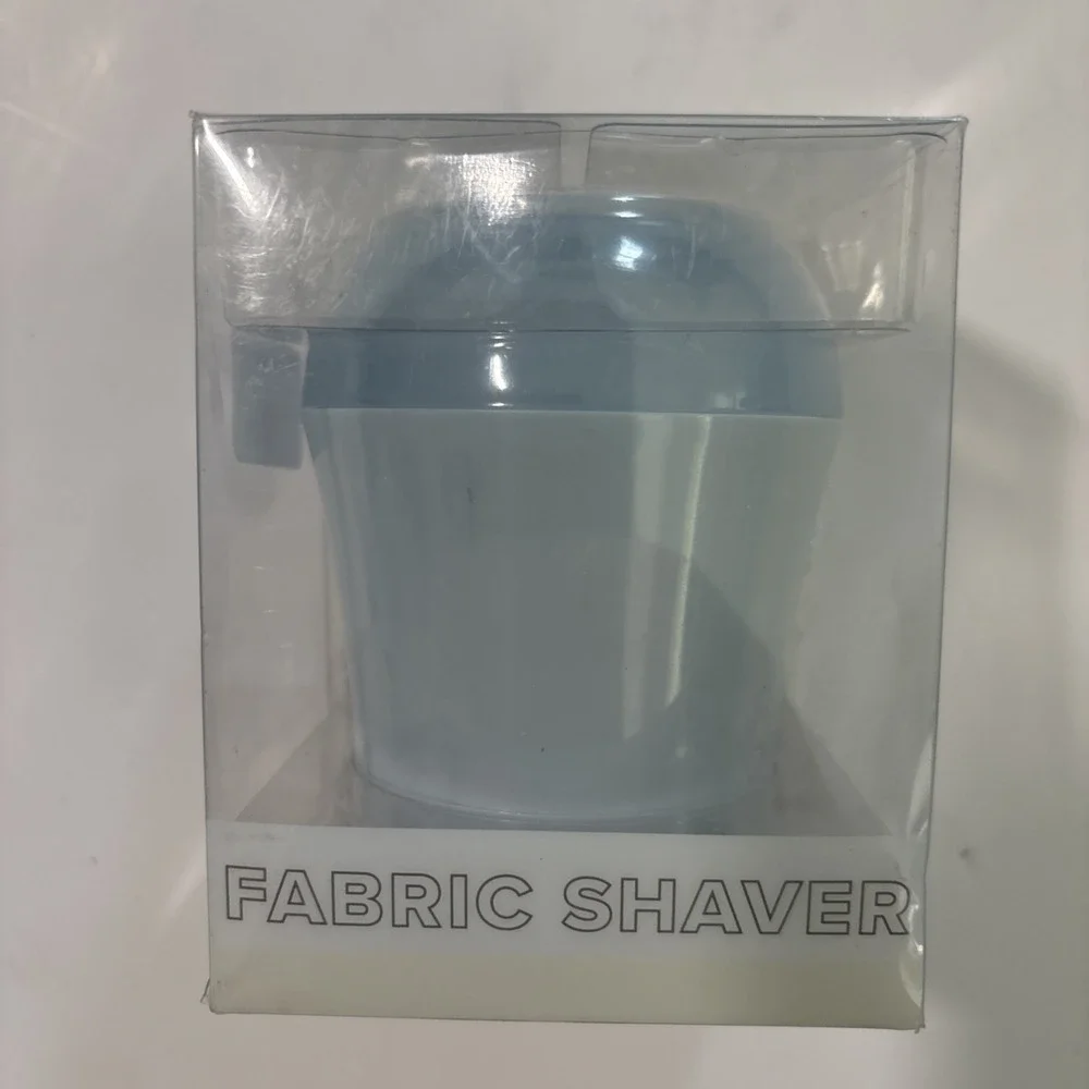 Vivitar Fabric Shaver Lint Fuzz Remover Portable 3-AAA Bat. Operated Blue NIB